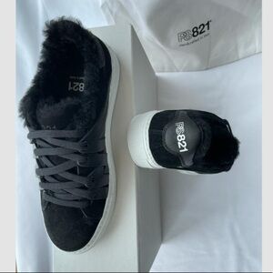 NEW PS821 LIMITED EDITION Women’s Sneakers.